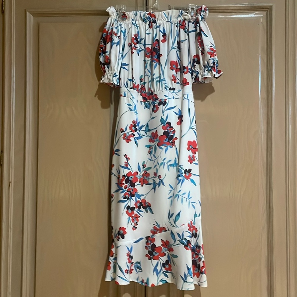 Marciano dress off the shoulder worn once